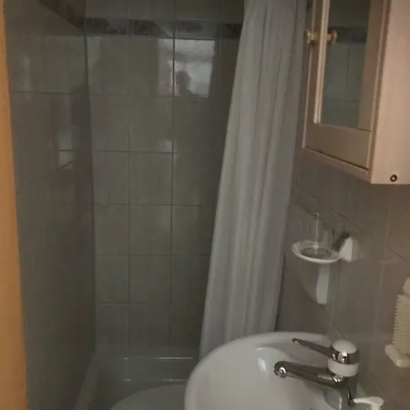 Abelied Konukevi Adelboden